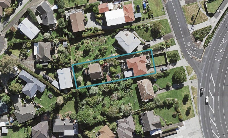 4 JAMES ST, Glenfield, Auckland - Carousel 1
