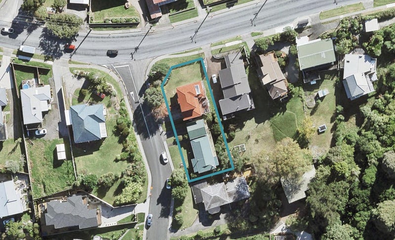 1/148 Carlisle Road, Northcross, Auckland - Carousel 1