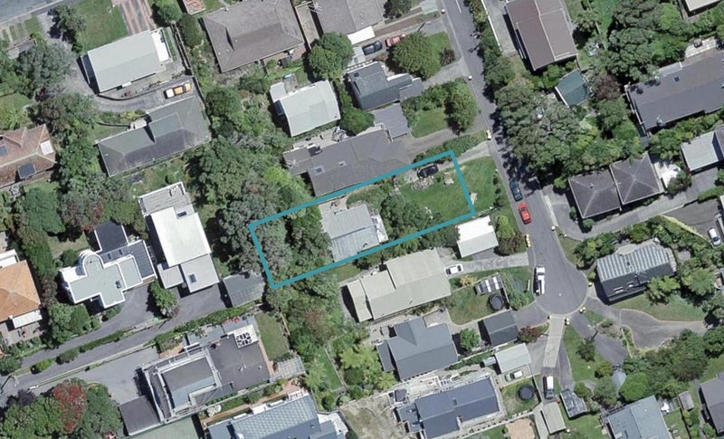 30 Shirley Street, Karori, Wellington - Carousel 1