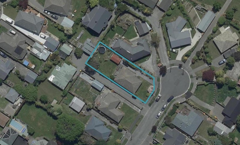41 Torquay Place, Bryndwr, Christchurch - Carousel 1