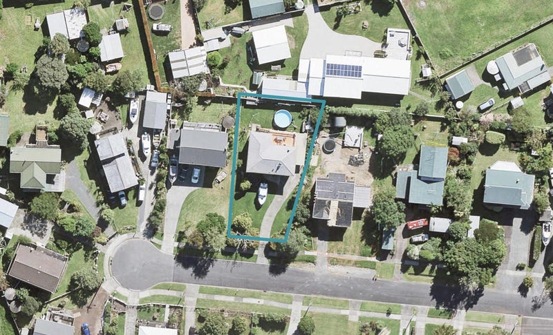 11 Banks Road, Papakura - Carousel 1