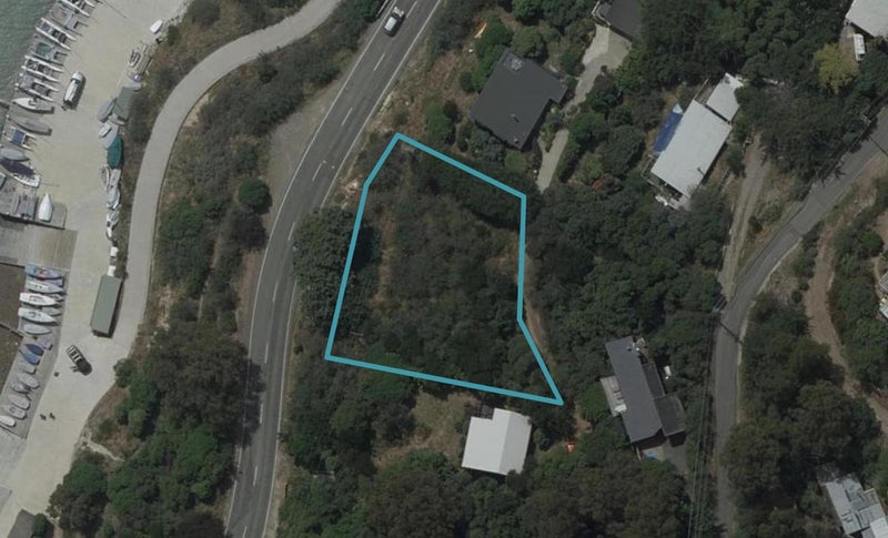 372 Marine Drive, Charteris Bay, Governors Bay - Carousel 1