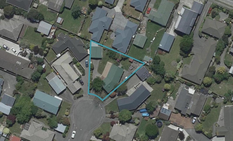 11 Coronado Place, Broomfield, Christchurch - Carousel 1