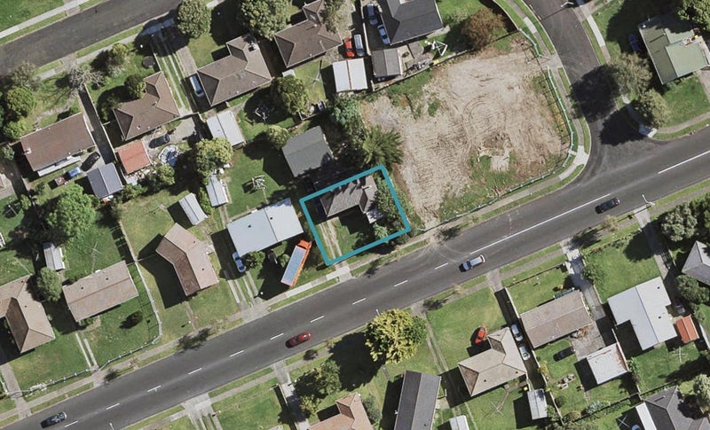 111 Wordsworth Road, Manurewa, Auckland - Carousel 1