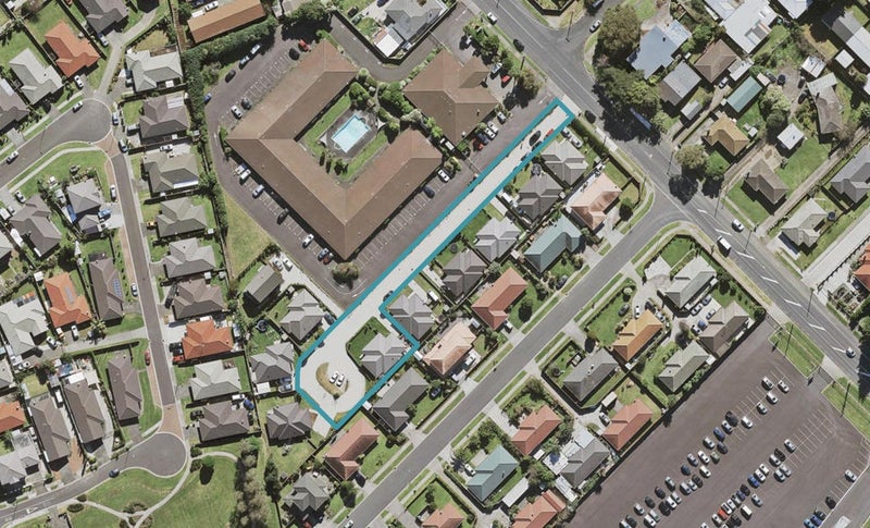 22 Tidal Road, Mangere, Auckland - Carousel 1