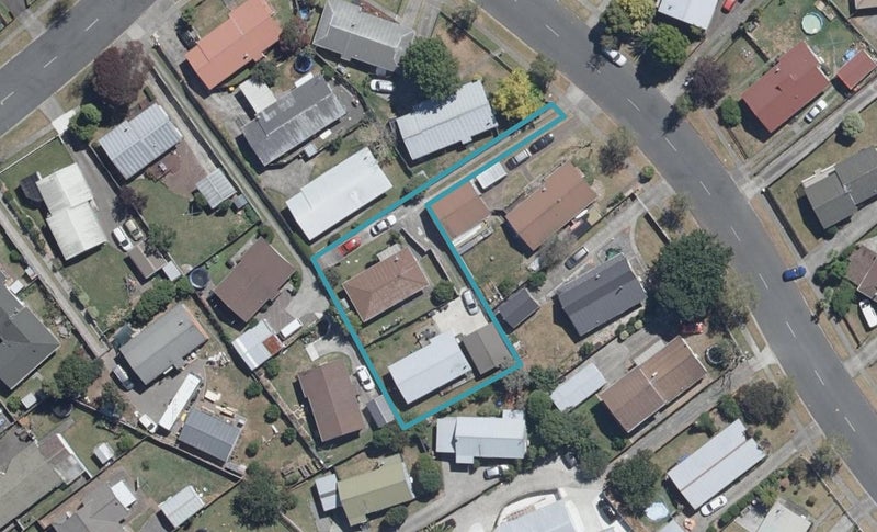 23B Garland Drive, St Andrews, Hamilton - Carousel 1