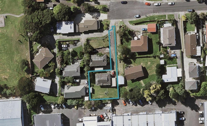 30B Lambrown Drive, Tōtara Vale, Auckland - Carousel 1