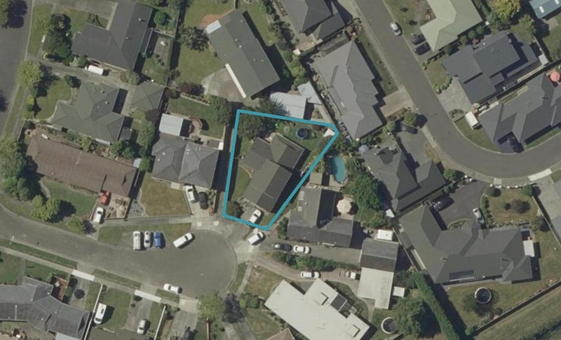5 Gainsborough Grove, Highbury, Palmerston North - Carousel 1