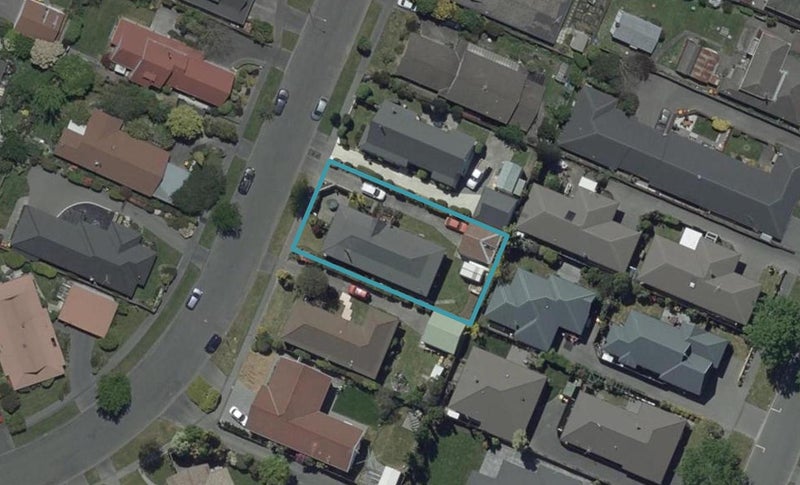 33 Sayers Crescent, Ilam, Christchurch - Carousel 1