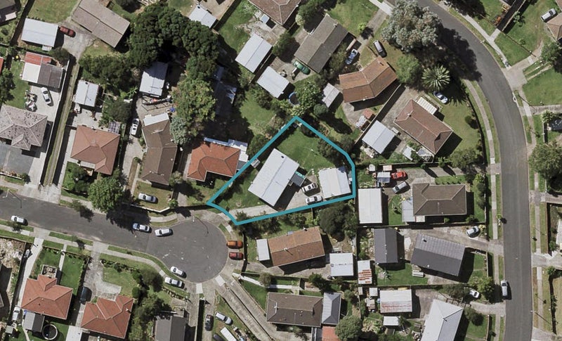 18 Bahama Place, Clover Park, Auckland - Carousel 1
