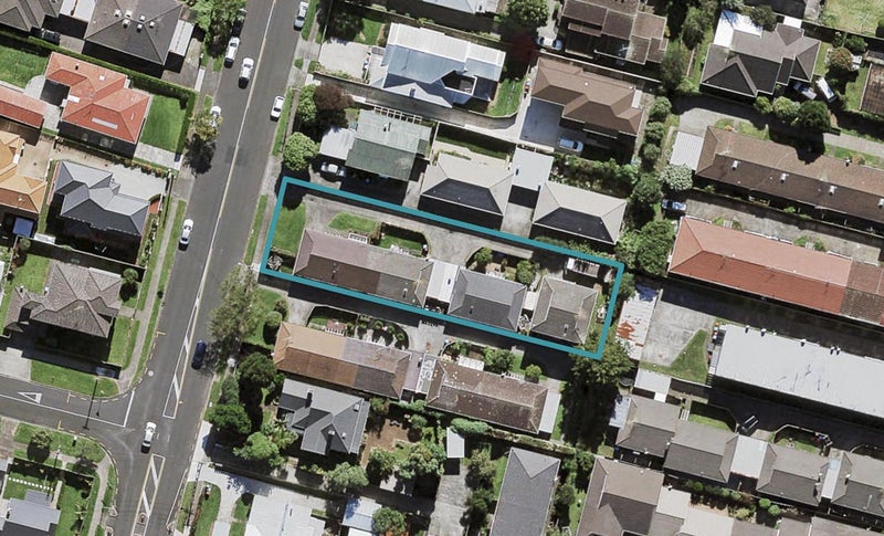 1/46 Fowlds Avenue, Sandringham, Auckland - Carousel 1