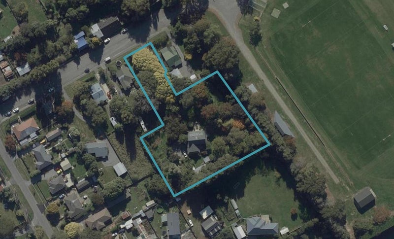 38 Saint James Street, Southbridge - Carousel 1