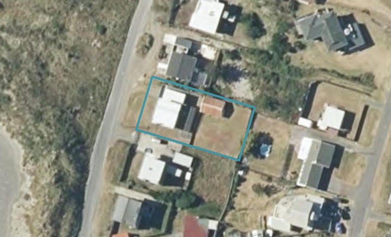 7 Marine Parade North, Foxton Beach, Foxton - Carousel 1