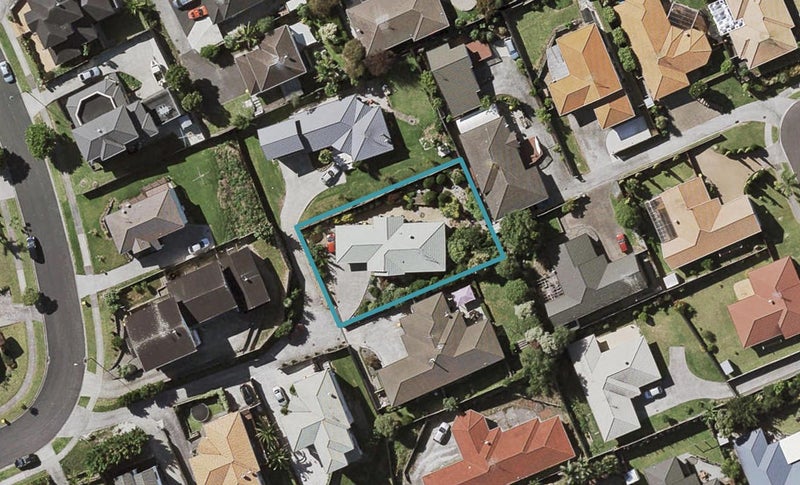 21 Chieftain Rise, Goodwood Heights, Auckland - Carousel 1