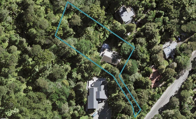 139 Konini Road, Titirangi, Auckland - Carousel 1