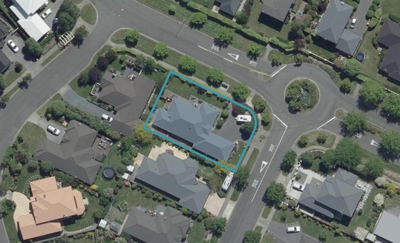 2 Annaby Drive, Northwood, Christchurch - Carousel 1