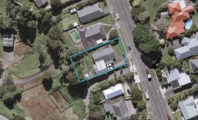 306 Mangorei Road, Merrilands, New Plymouth - Carousel 1
