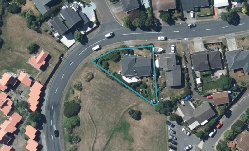 89 Tweed Road, Papakowhai, Porirua - Carousel 1