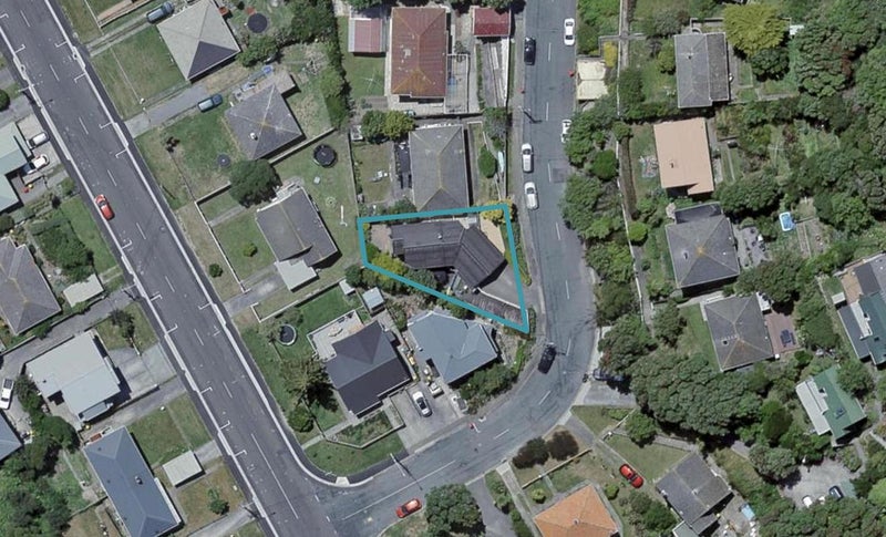 3 Elphinstone Avenue, Strathmore Park, Wellington - Carousel 1