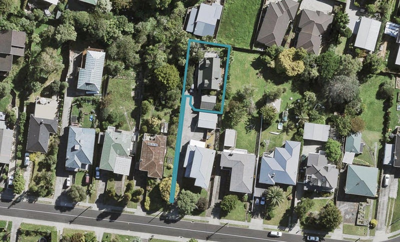 15A Routley Drive, Glen Eden, Auckland - Carousel 1