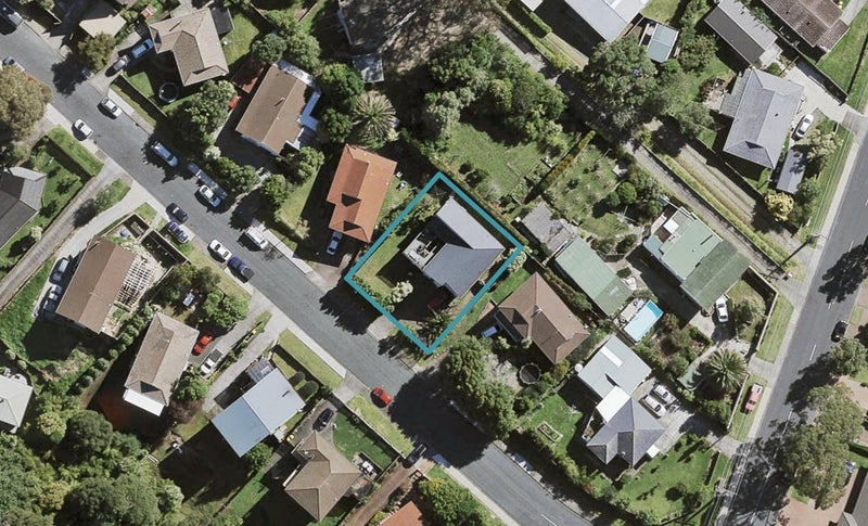 5 Sungrove Rise, Sunnyvale, Auckland - Carousel 1
