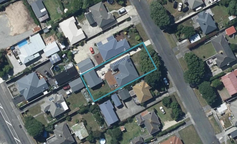 8 Mana Avenue, Titahi Bay, Porirua - Carousel 1