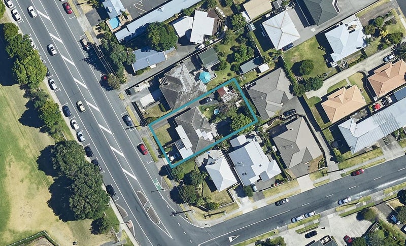 455 Maunganui Road, Mount Maunganui, Mount Maunganui - Carousel 1