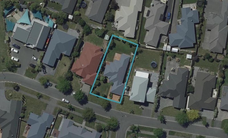 44 Kinsella Crescent, Aidanfield, Christchurch - Carousel 1