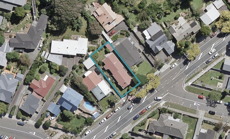 123 Kings Crescent, Hutt Central, Lower Hutt - Carousel 1