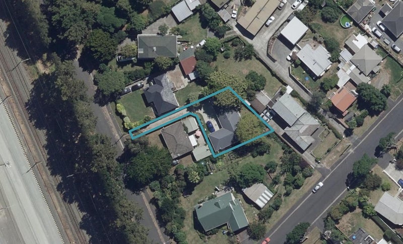 16A Tui Avenue, Forest Lake, Hamilton - Carousel 1