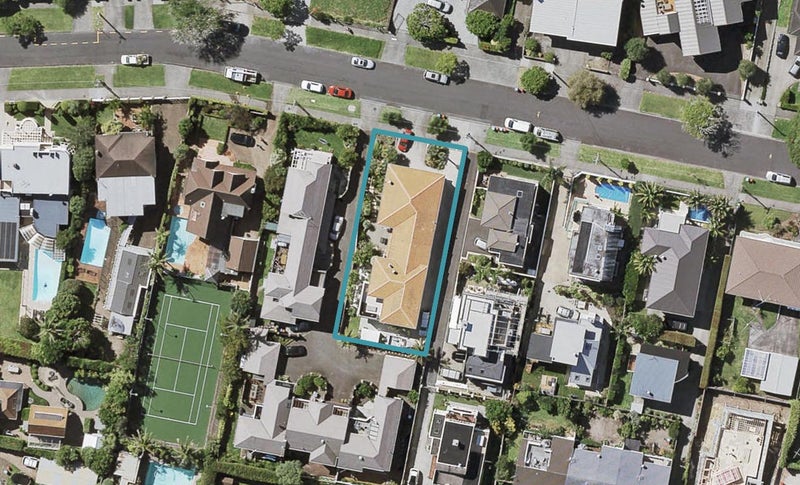 35 Ronaki Road, Mission Bay, Auckland - Carousel 1