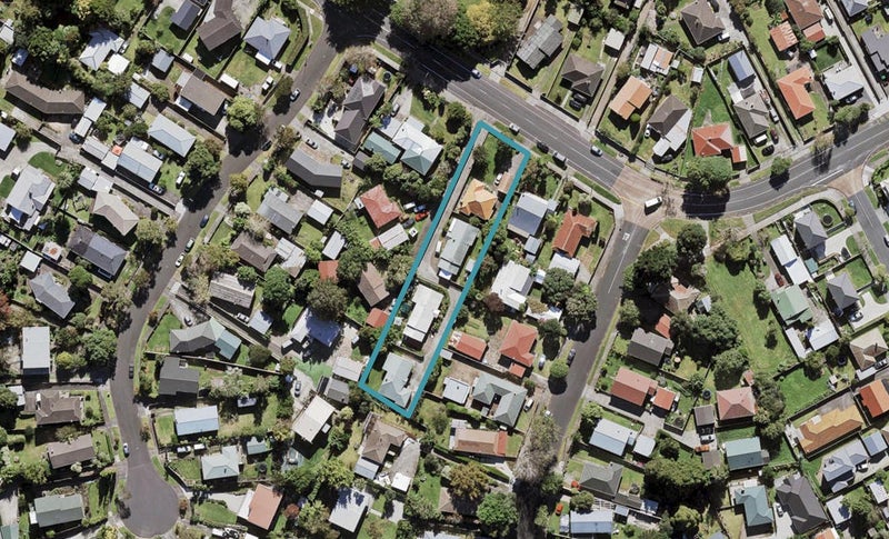 86 Avondale Road, Avondale, Auckland - Carousel 1