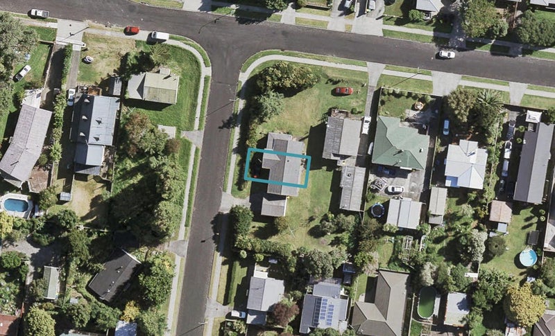 3C Beach Road, Weymouth, Auckland - Carousel 1