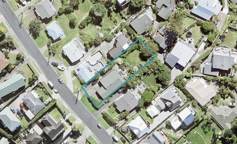 13 Melandra Road, Stanmore Bay, Whangaparaoa - Carousel 1