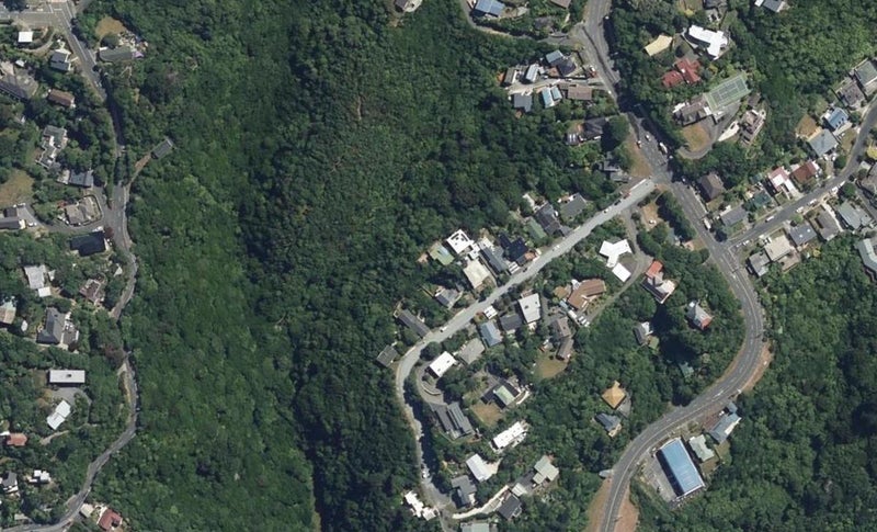 16 Rakeiora Grove, Korokoro, Lower Hutt - Carousel 1