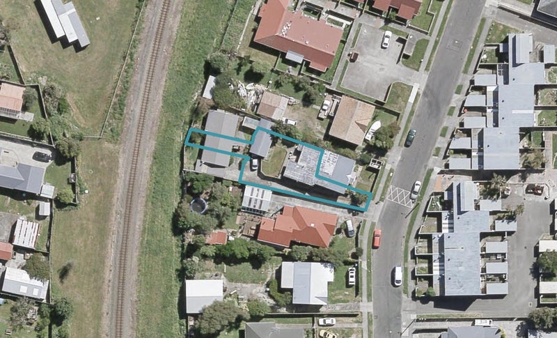 13/15 Awamutu Grove, Waiwhetu, Lower Hutt - Carousel 1