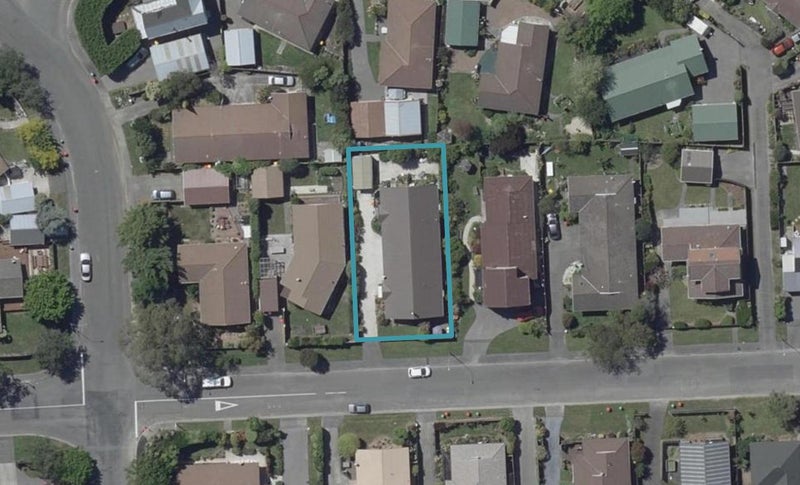 1/32 Laing Crescent, Heathcote Valley, Christchurch - Carousel 1