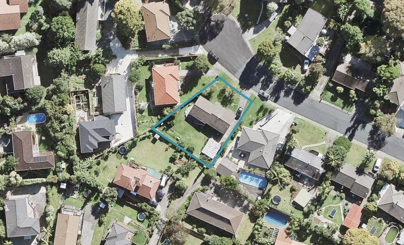 18 Gerontius Glade, Torbay, Auckland - Carousel 1