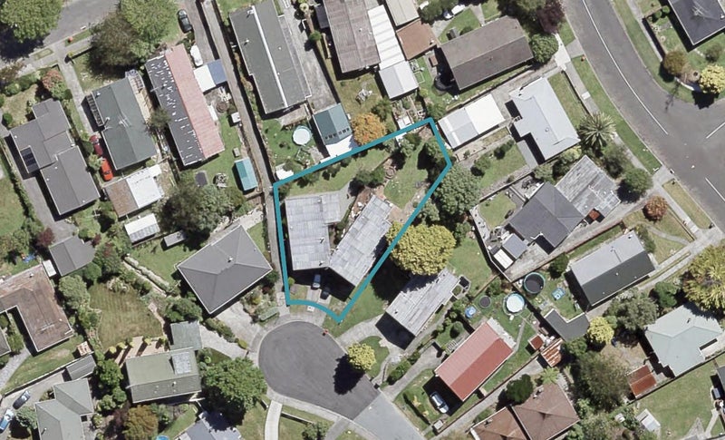 2/20 DAKOTA Grove, Totara Park, Upper Hutt - Carousel 1