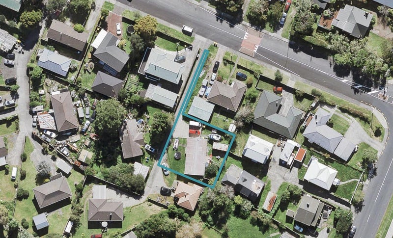 6 Kelman Road, Kelston, Auckland - Carousel 1