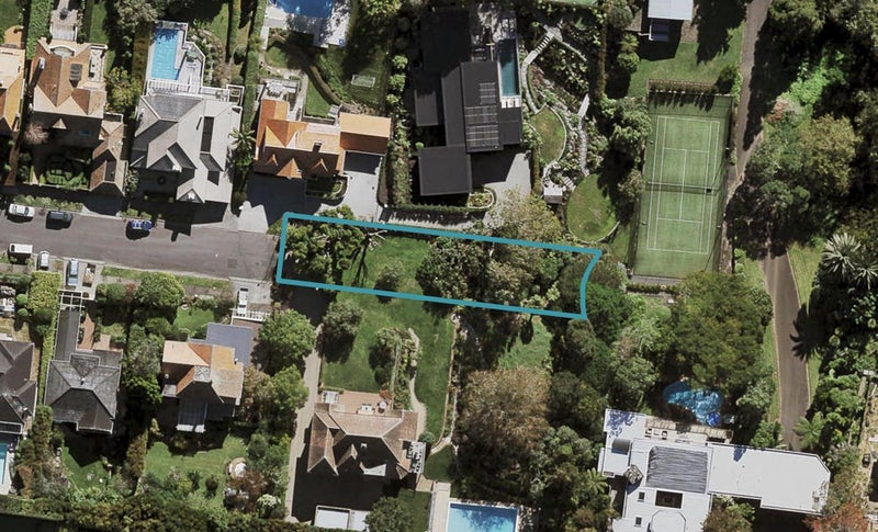 11A Tirohanga Avenue, Remuera, Auckland - Carousel 1