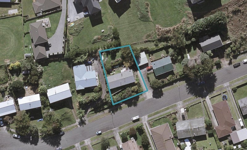 16 Warkworth Grove, Bell Block, New Plymouth - Carousel 1