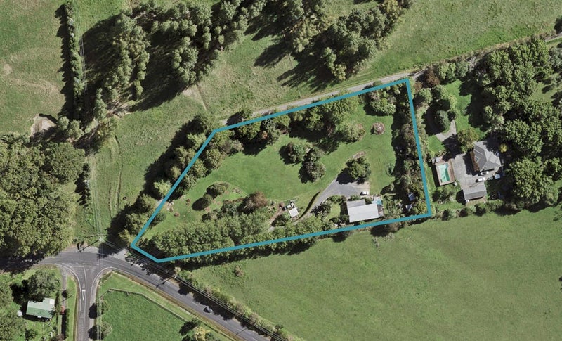 246 Ponga Road, Papakura - Carousel 1