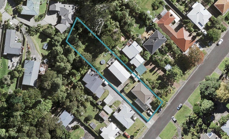 1/42 Fairmount Road, Titirangi, Auckland - Carousel 1