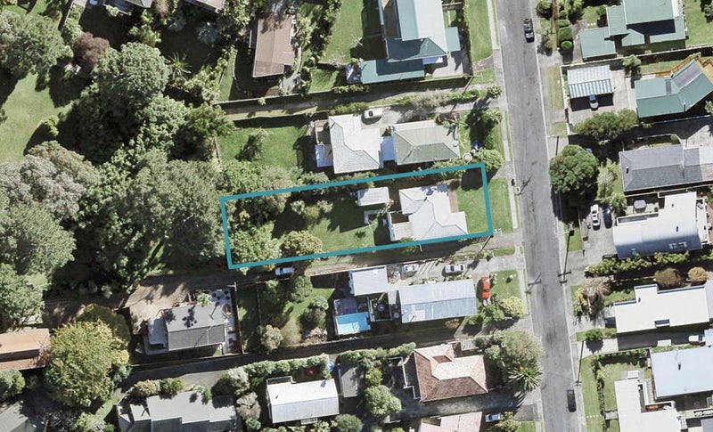 5 Salem Place, Torbay, Auckland - Carousel 1