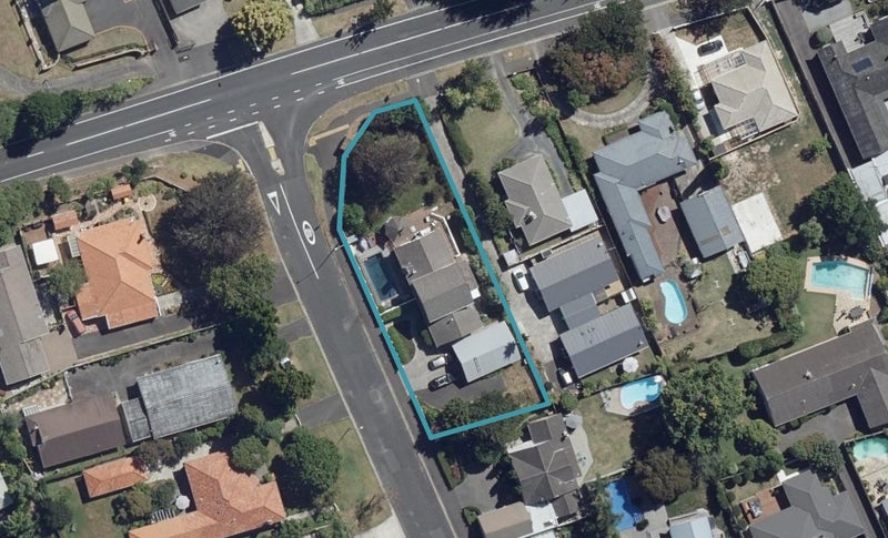 34 Dalethorpe Avenue, Fairfield, Hamilton - Carousel 1