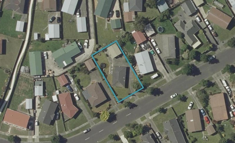 41 Hillcrest Drive, Kelvin Grove, Palmerston North - Carousel 1