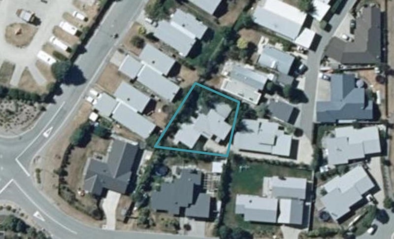 8B Maple Court, Arthurs Point, Queenstown - Carousel 1