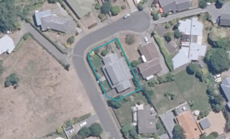 16 Hilden Place, Hilltop, Taupo - Carousel 1