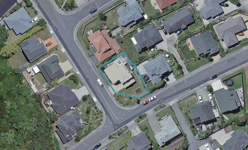 2 White Pine Avenue, Woodridge, Wellington - Carousel 1
